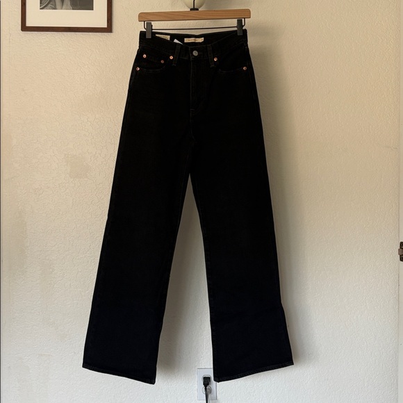 Levi’s rib cage wide leg jeans - Picture 4 of 8